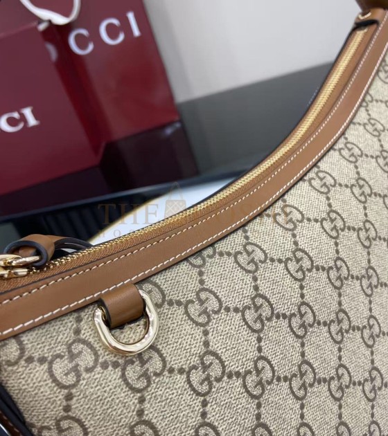 Gvc*1 GG Emblem Fall Collection Beige Ebony GG Canvas Shoulder Bag 30×19×11cm Master Quality