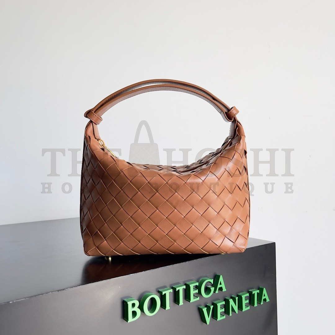 B0tt*ga Ven*ta Mini Wallace Bag in Brown Intrecciato Calfskin Master Quality