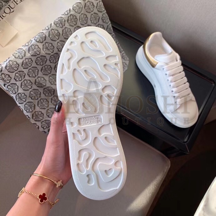 A1exa*der Mcqv*en Women