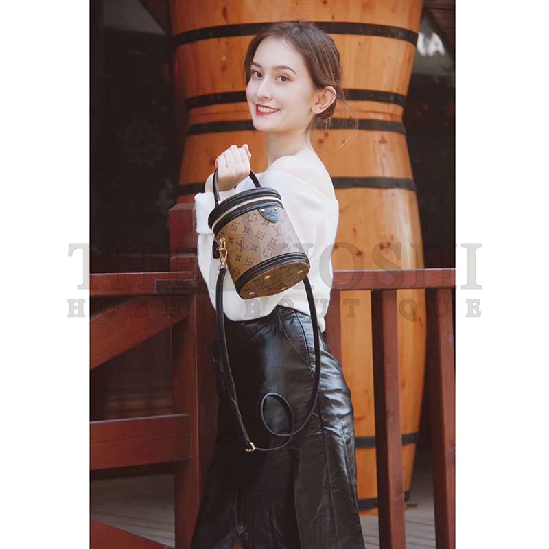 L0vis Vvtt0n LV Women Cannes Handbag in Monogram and Monogram Reverse Coated Canvas Master Quality