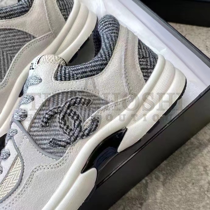 Ch**el Women CC Sneakers Fabric &amp; Suede Calfskin Ivory Light Gray &amp; White 1 Cm Heel Master Quality