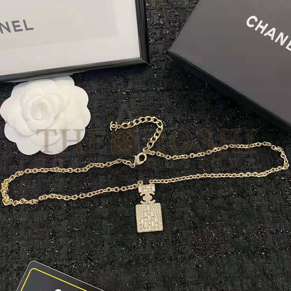 Ch**el Women Long Pendant Necklace in Metal and Strass Master Quality