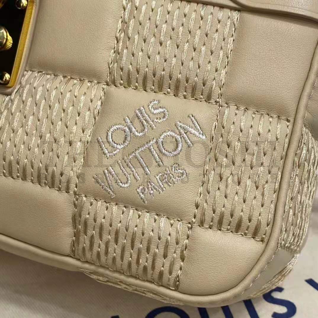 L0vis Vvtt0n LV Women Pochette Troca Handbag Cashmere Beige Damier Quilt Lamb Leather Master Quality