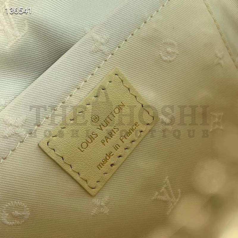 L0vis Vvtt0n LV Women Alma BB Handbag Banana Yellow Quilted Embroidered Calf Master Quality