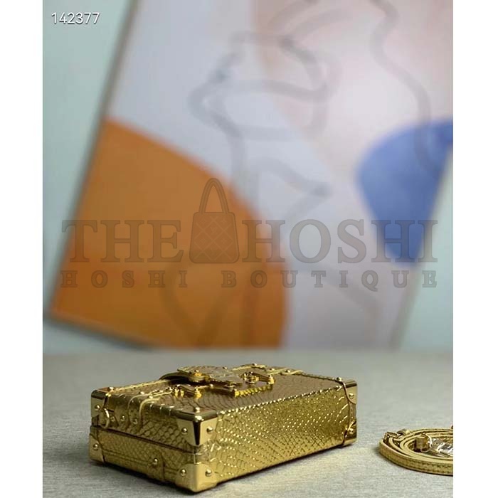 L0vis Vvtt0n LV Women Petite Malle Handbag Metallise Golden Hour Brilliant Alligator Leather Master Quality