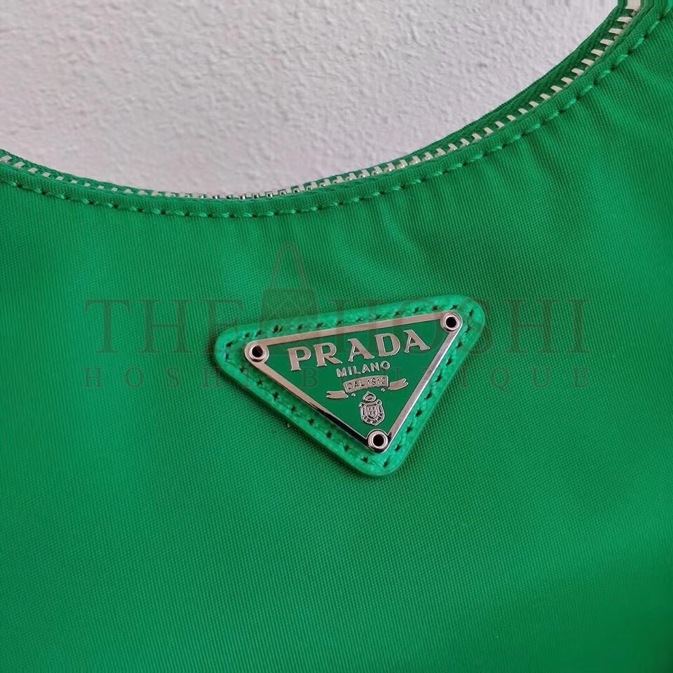 Pra*a Green Nylon Re-Edition 2005 Shoulder Bag Master Quality