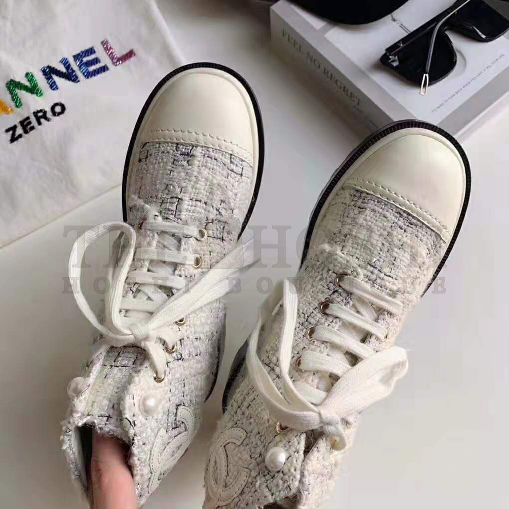 Ch**el Women Ankle Boots in Tweed & Calfskin 3.6 cm Heel-Beige Master Quality