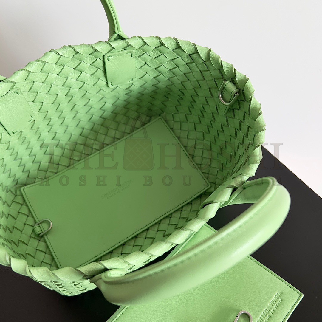 B0tt*ga Ven*ta Cabat Mini Bag In Pistachio Intrecciato Lambskin Master Quality