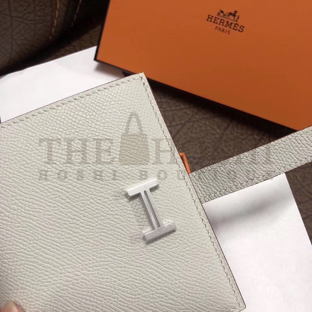 H**me5 Bearn Compact Wallet In Pearl Grey Epsom Leather Master Quality