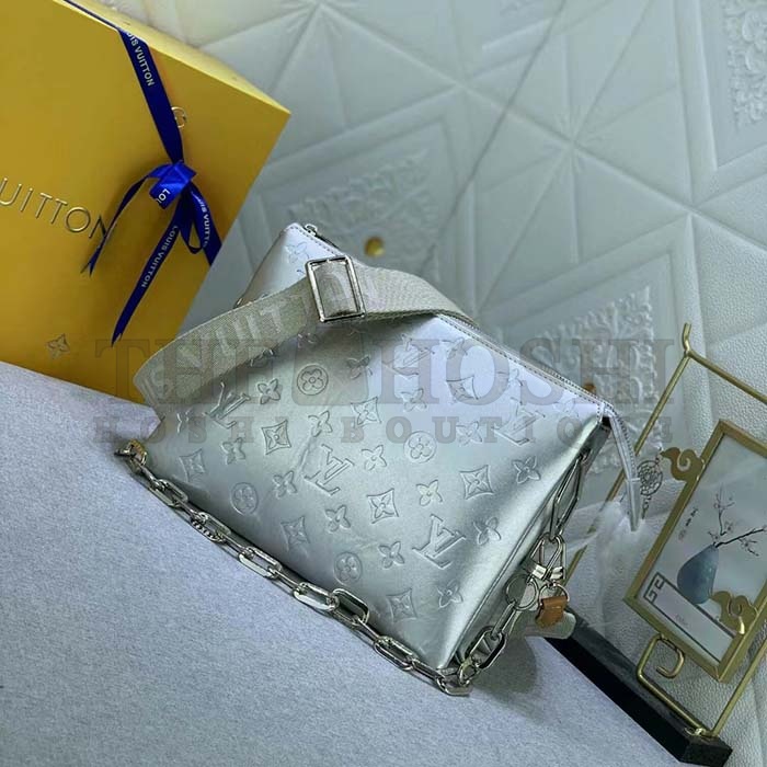 L0vis Vvtt0n LV Women Coussin PM Handbag Silver Lambskin Cowhide Lining Zip Closure Master Quality