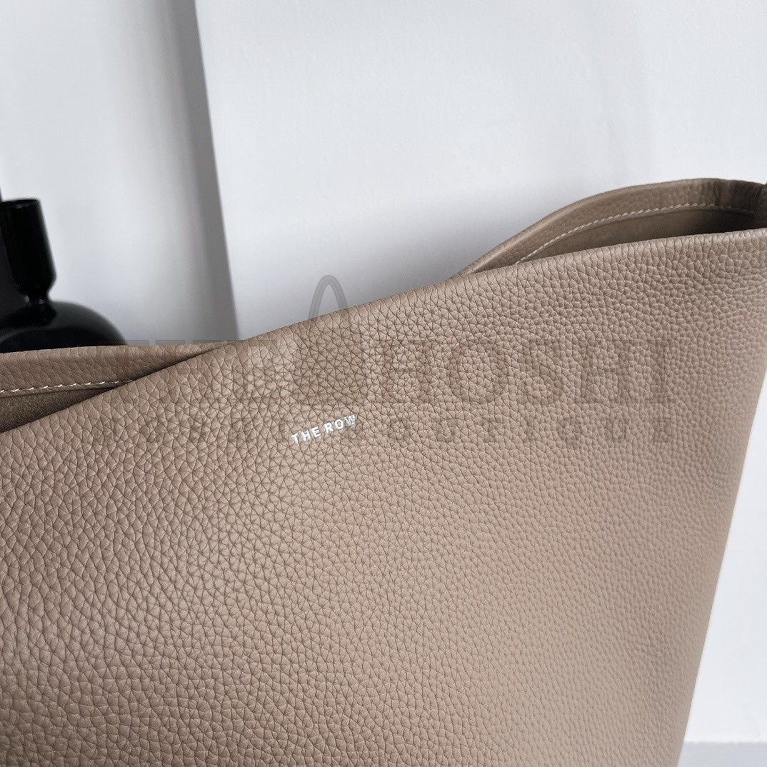 The R0w Large N/S Park Tote in Taupe Grained Leather Master Quality