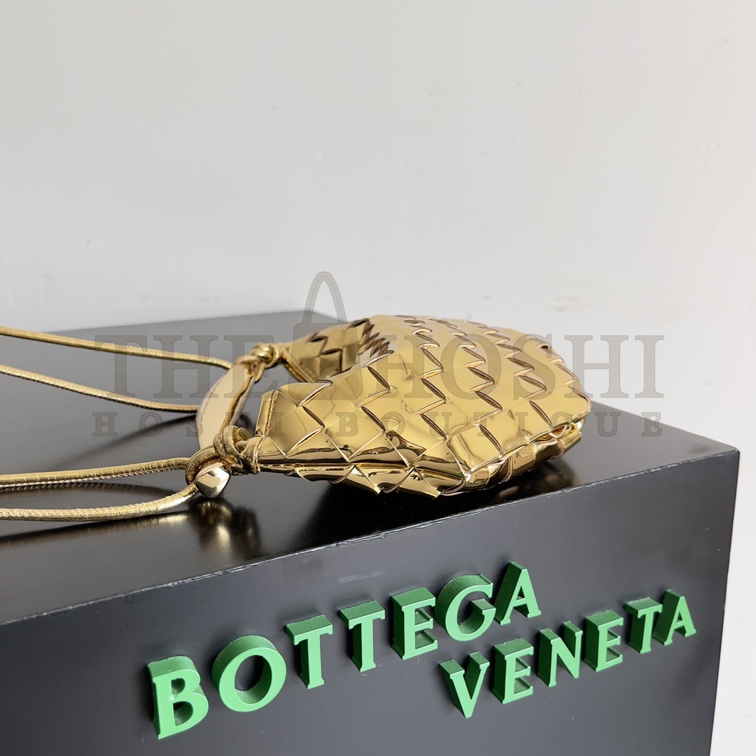 B0tt*ga Ven*ta BV Mini Sardine Gold Woven Lambskin Bag with Brass Handle 20×12×2.5cm Master Quality