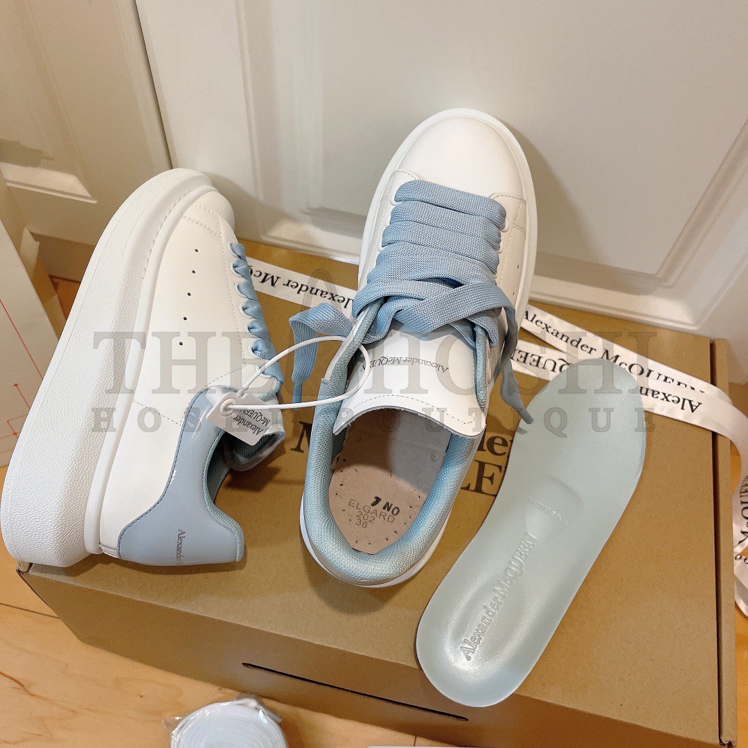 A1exa*der Mcqv*en Women