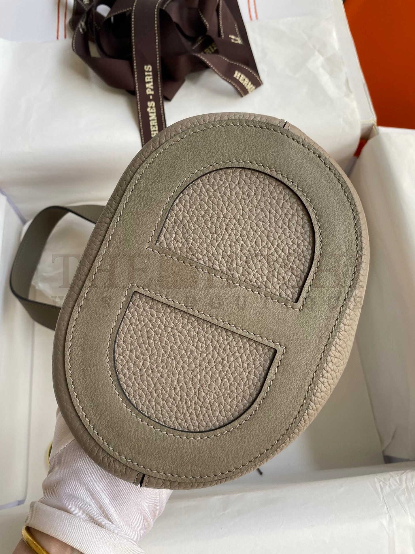 H**me5 In The Loop 18 Handmade Bag in Gris Asphalt Clemence Leather Master Quality