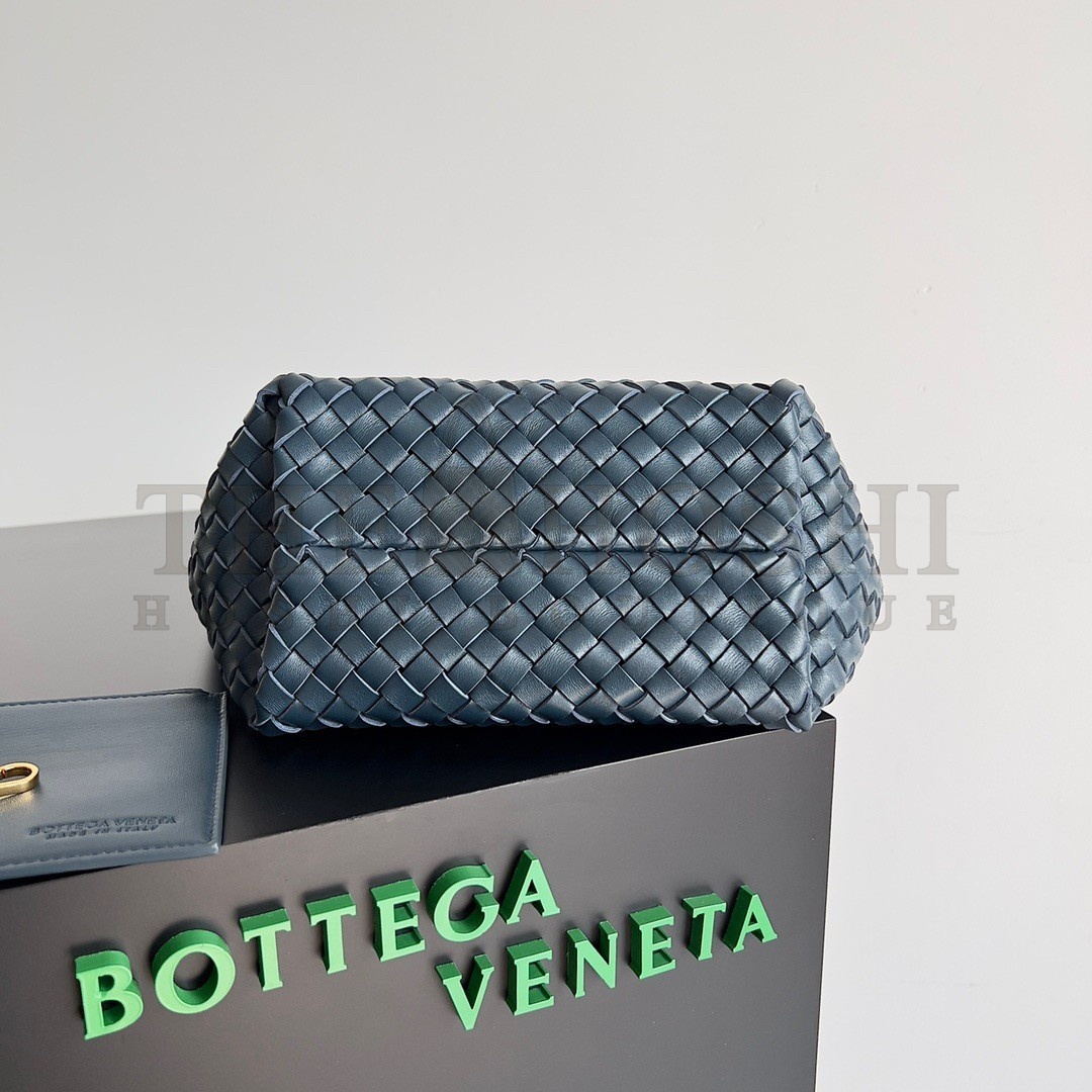B0tt*ga Ven*ta Cabat Mini Bag In Navy Blue Intrecciato Lambskin Master Quality