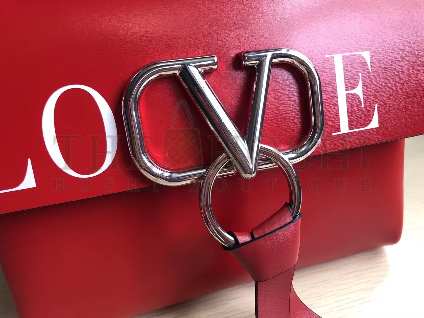 Va1e*ntin0 Small Love Vring Shoulder Red Bag Master Quality