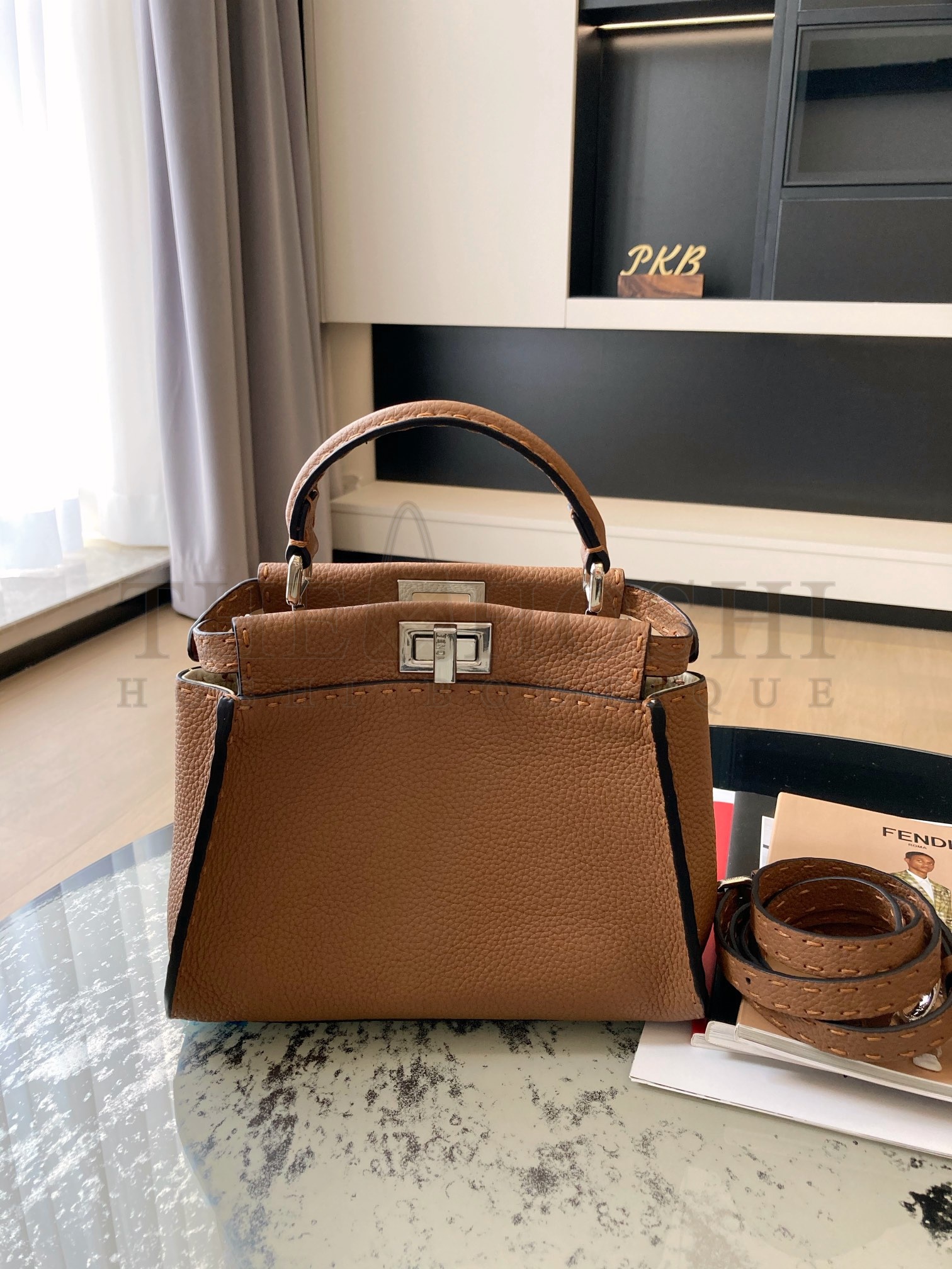 F**di PEEKABOO bag  size：23*11*18cm Master Quality