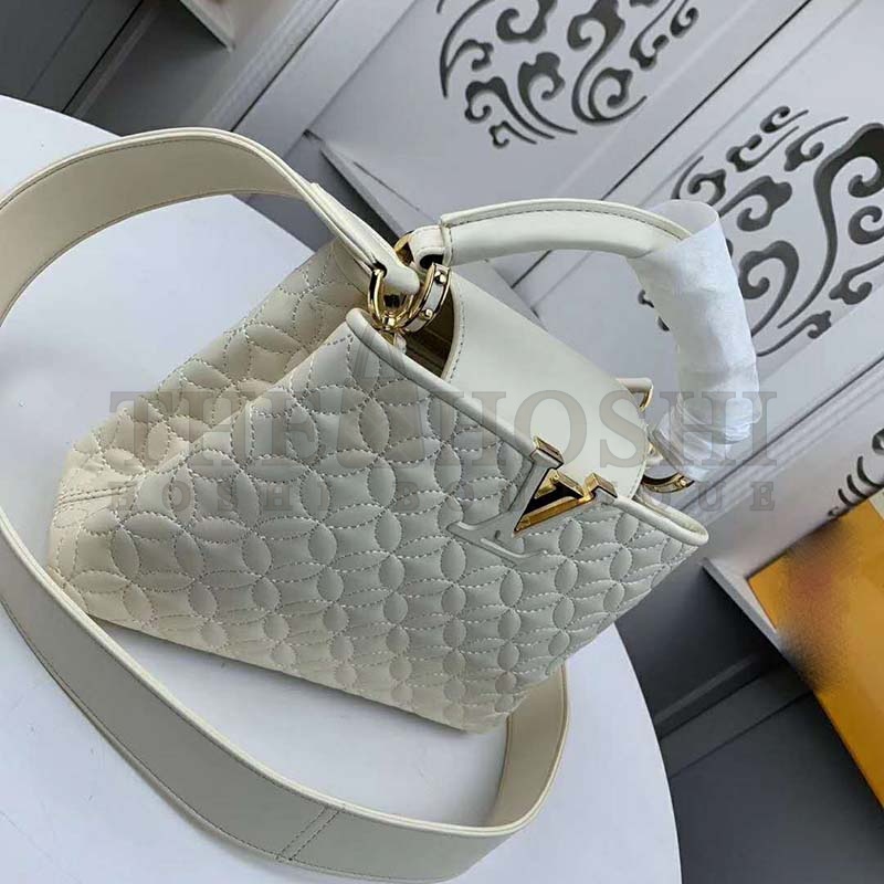 L0vis Vvtt0n LV Women Capucines BB Handbag in Lambskin with Monogram Flowers-Beige Master Quality