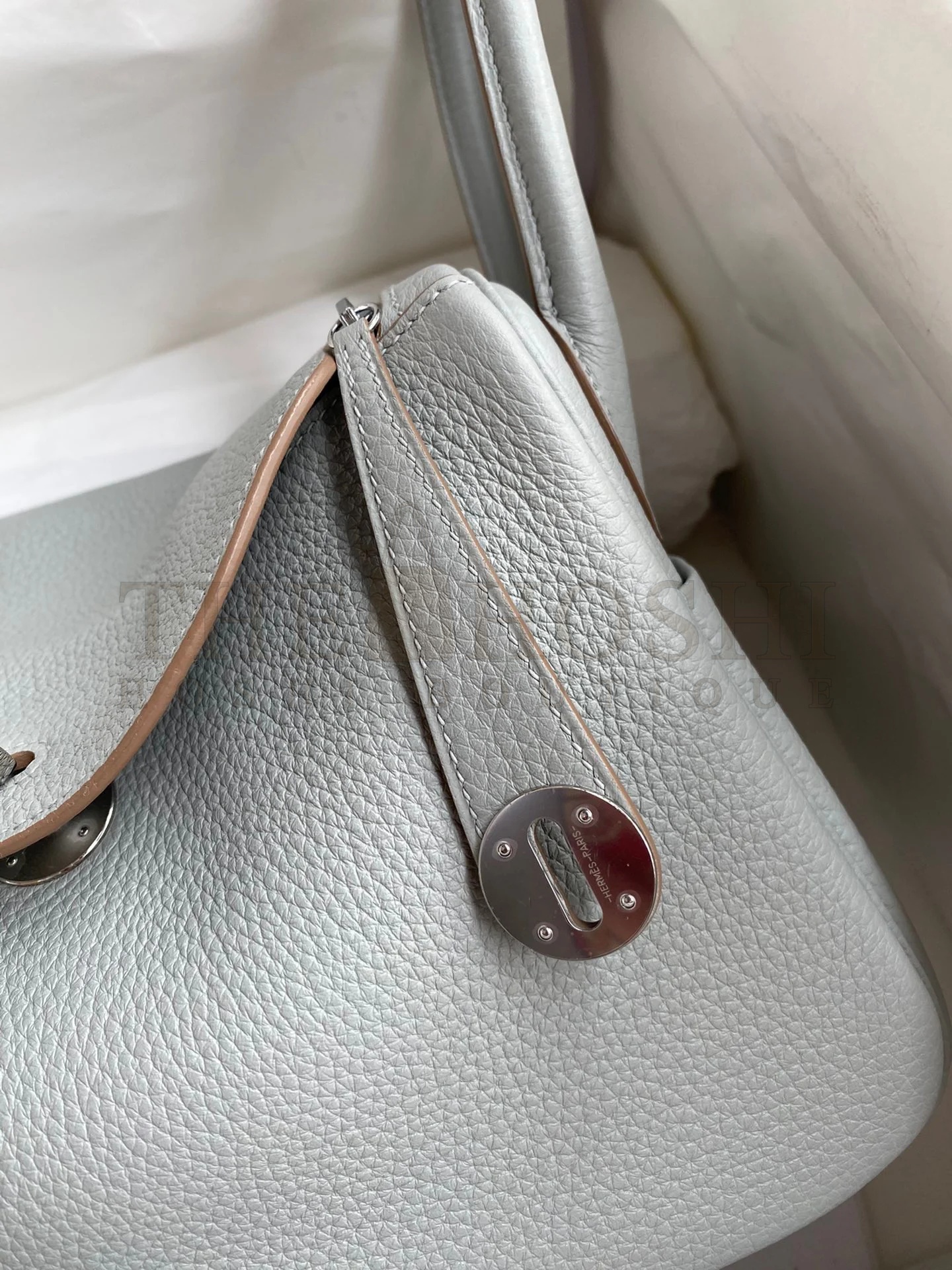 H**me5 Lindy 26 Handmade Bag In Blue Glacier Clemence Leather Master Quality