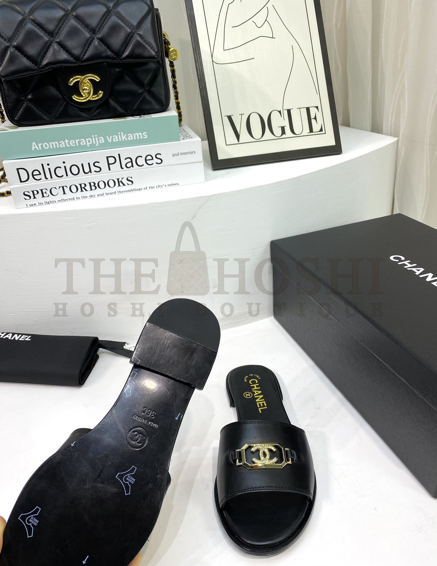 Ch**el Classic CC Logo Slide Sandals Master Quality