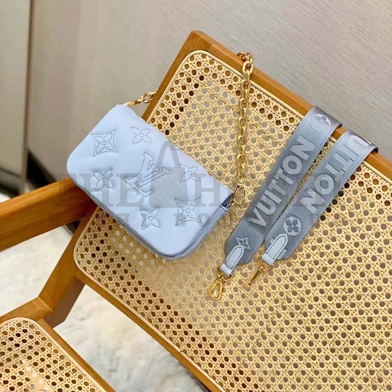 L0vis Vvtt0n LV Women Wallet On Strap Bubblegram Blue Monogram Embroidered Quilted Calf Master Quality