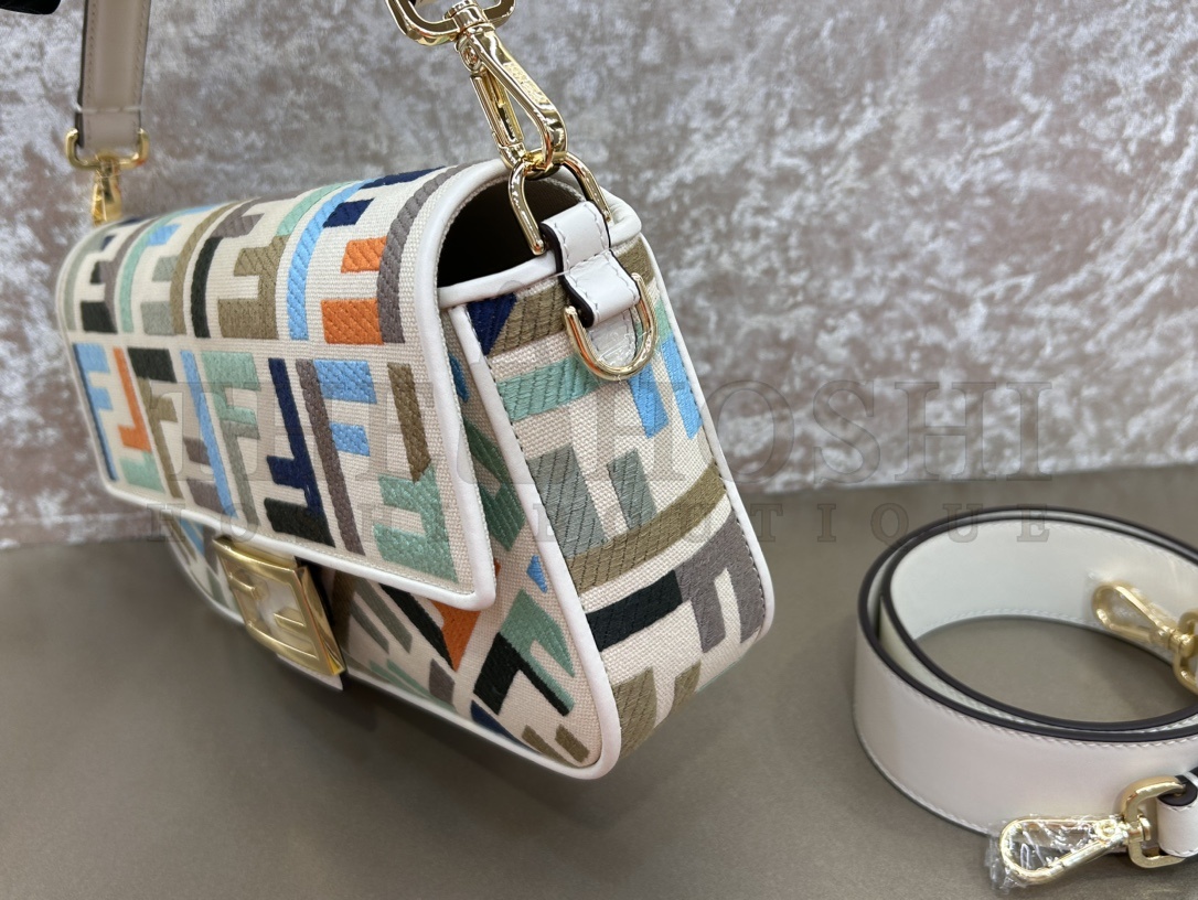 F**di Baguette bag 26x13x6cm Master Quality