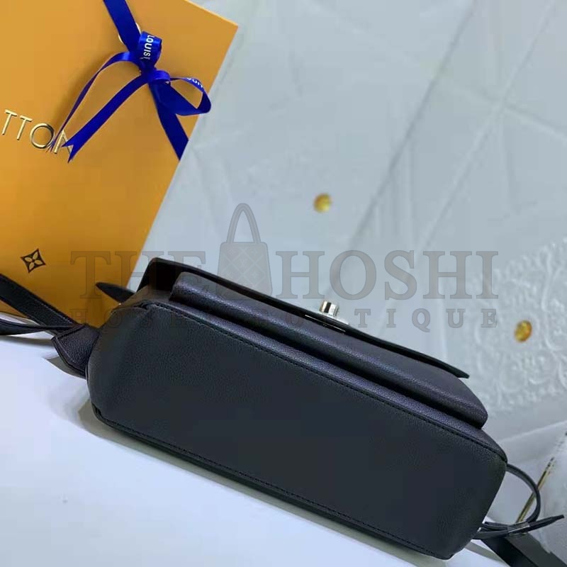 L0vis Vvtt0n LV Women Mylockme Chain Bag Black Soft Grained Calfskin Master Quality