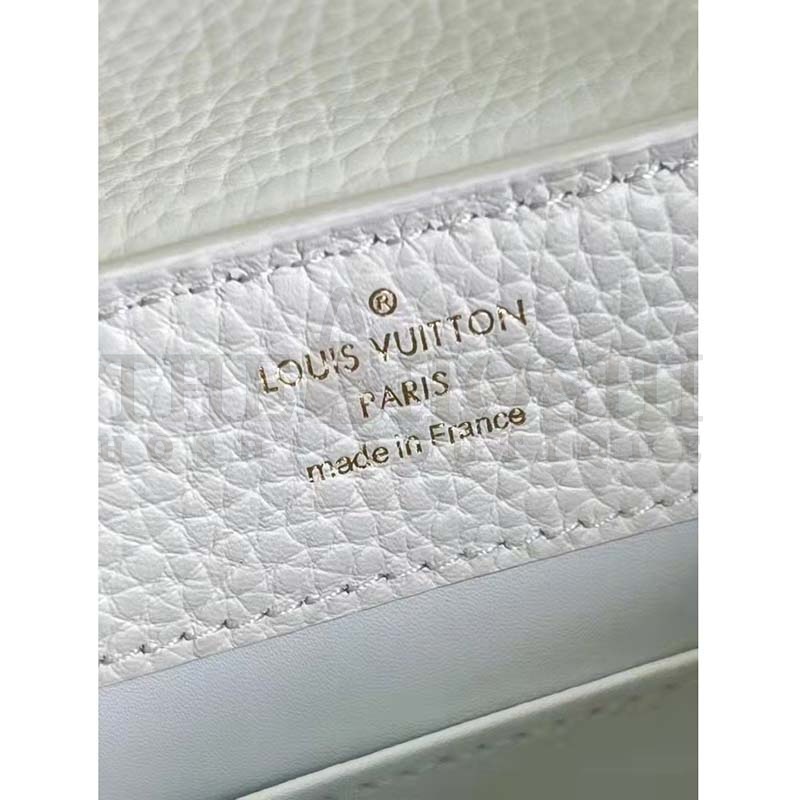L0vis Vvtt0n LV Women Capucines Mini Handbag White Taurillon Leather Master Quality