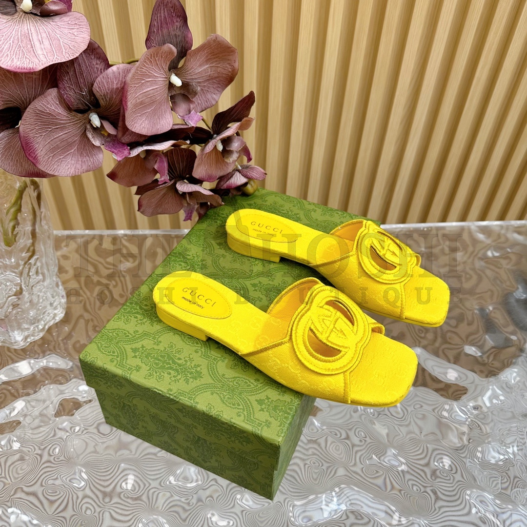 Gvc*1 sandals sliper Master Quality