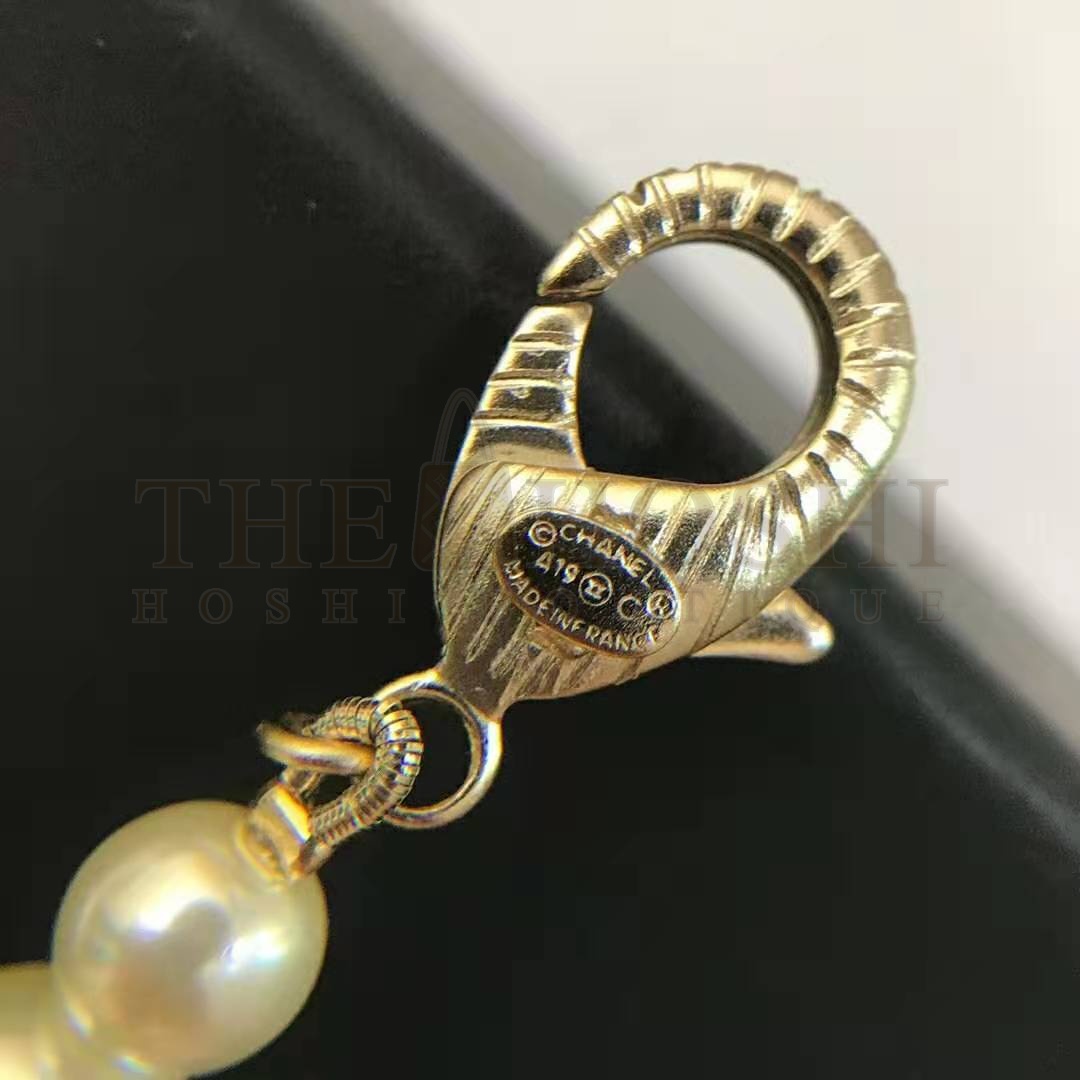 Ch**el Women Necklace in Metal Glass Pearls &amp; Diamantés-White Master Quality