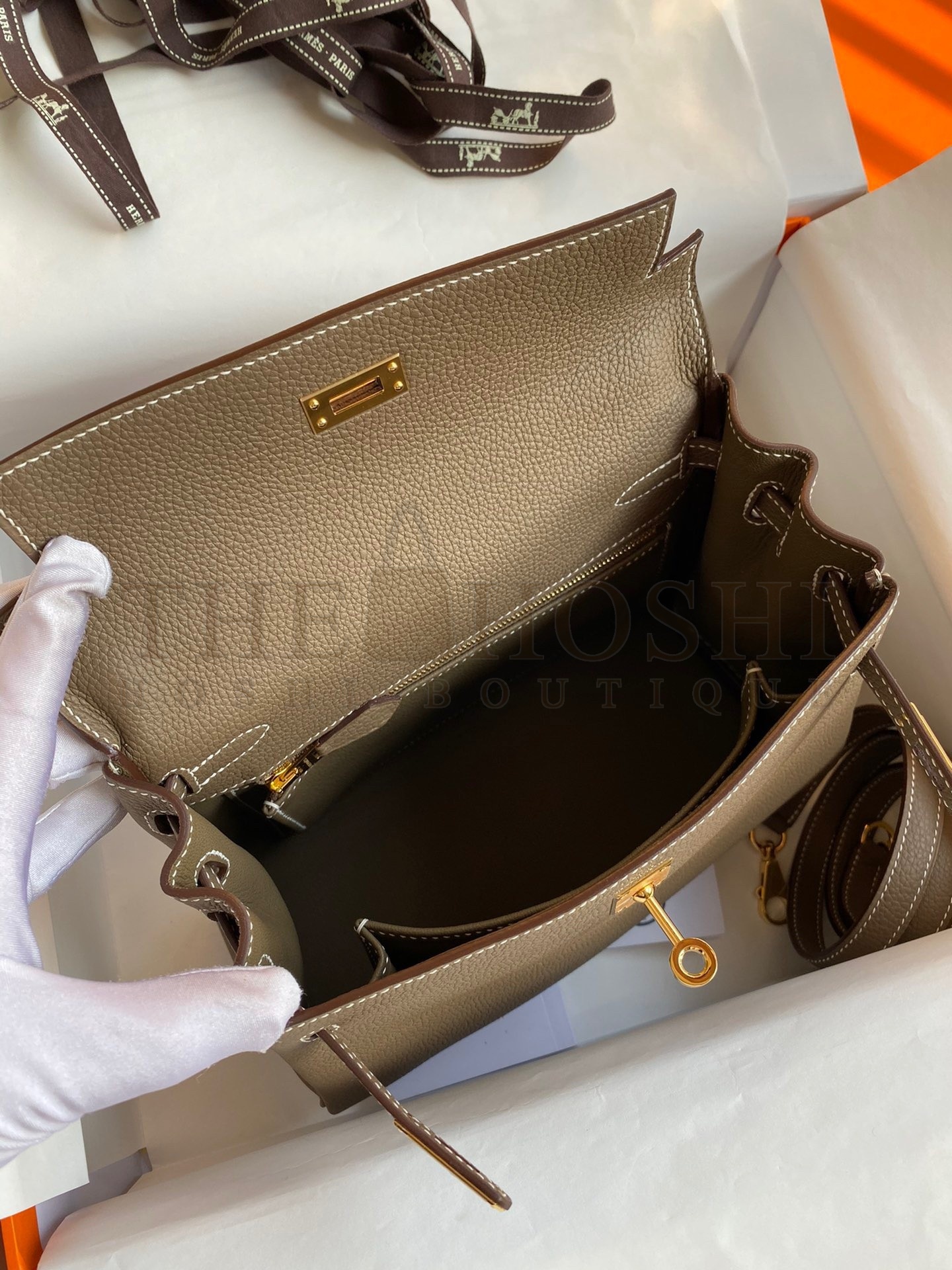 H**me5 Kelly Retourne 25 Handmade Bag In Taupe Clemence Leather Master Quality