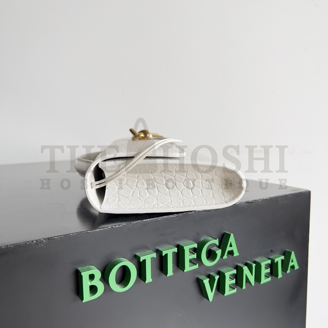 B0tt*ga Ven*ta Andiamo Clutch with Handle in Barolo Intrecciato BV bag Master Quality