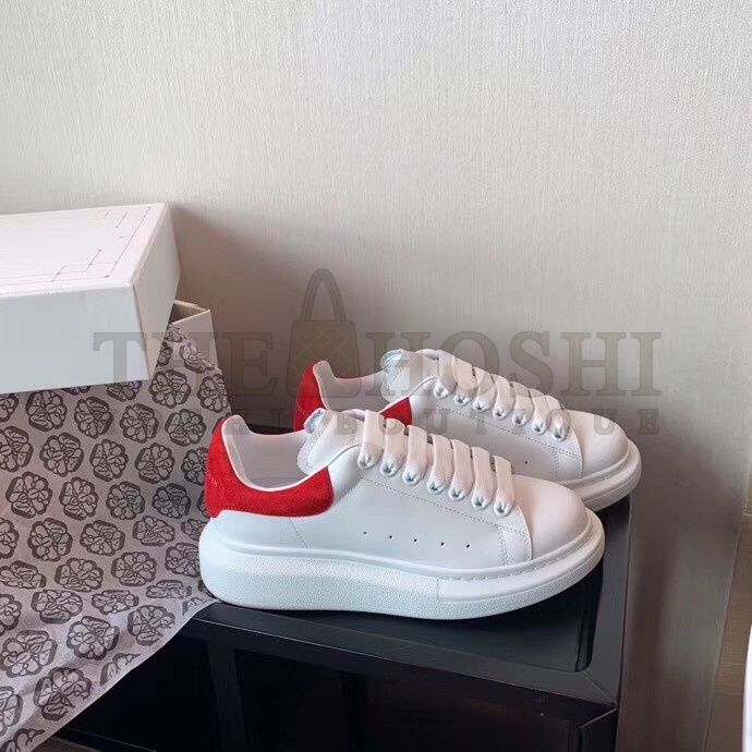 A1exa*der Mcqv*en Women