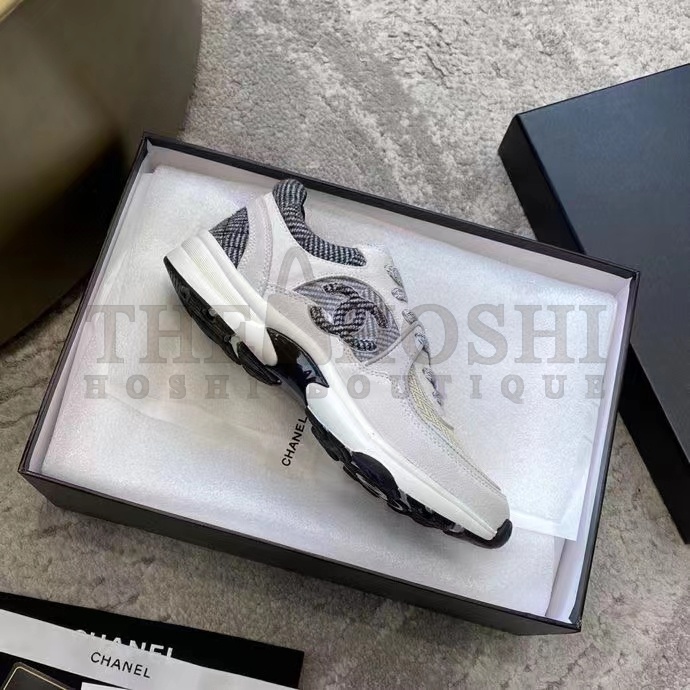 Ch**el Women CC Sneakers Fabric &amp; Suede Calfskin Ivory Light Gray &amp; White 1 Cm Heel Master Quality