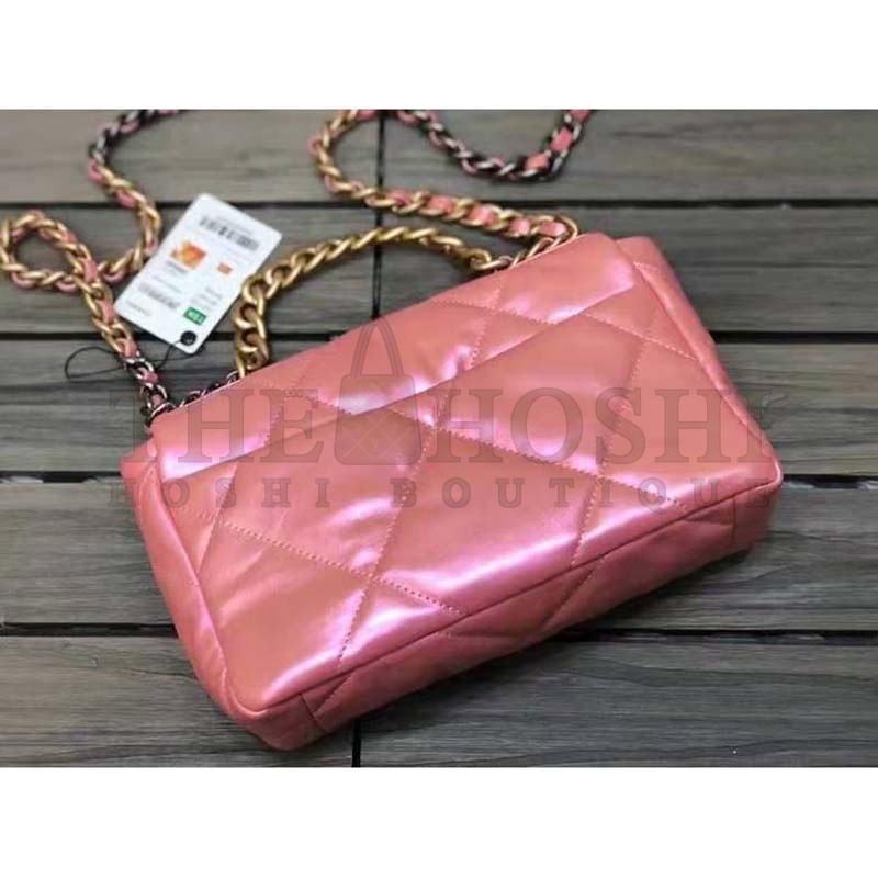 Ch**el Women 19 Flap Bag Lambskin Gold Silver-Tone &amp; Ruthenium-Finish Metal Coral Master Quality