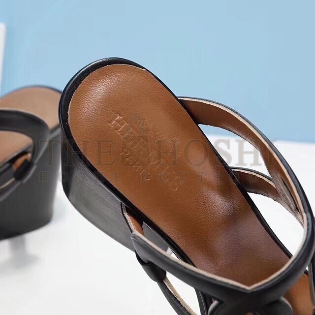 H**me5 Black Peace Sandals Master Quality
