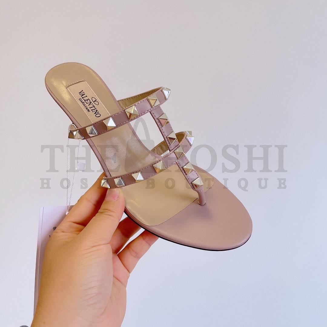 Va1e*ntin0 Rockstud Flip Flop Sandals 50mm In Poudre Calfskin Master Quality