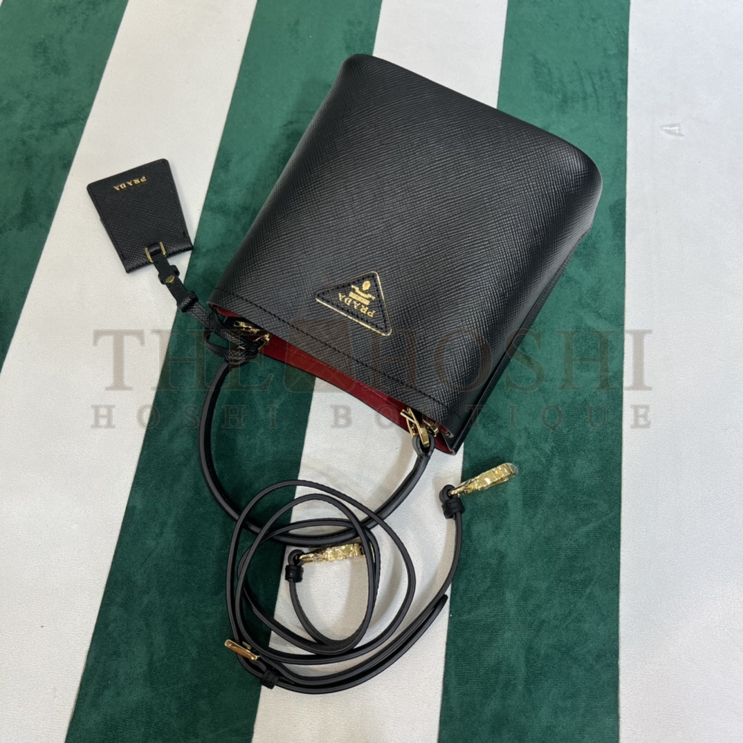 Pra*a Panier Mini Bag Black Saffiano Leather 17/18/10.5cm Master Quality