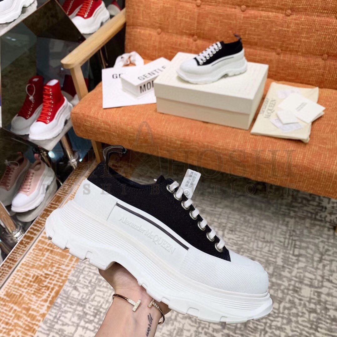 A1exa*der Mcqv*en Women