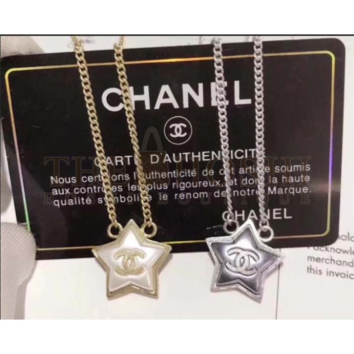 Ch**el Women CC Necklace Gold Tone Metal Master Quality