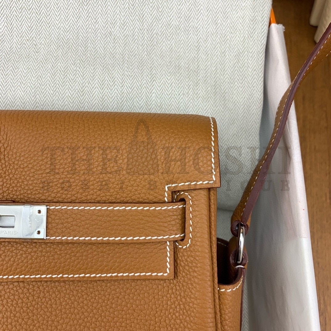 H**me5 Kelly Messenger Bag in Gold Clemence Leather Master Quality