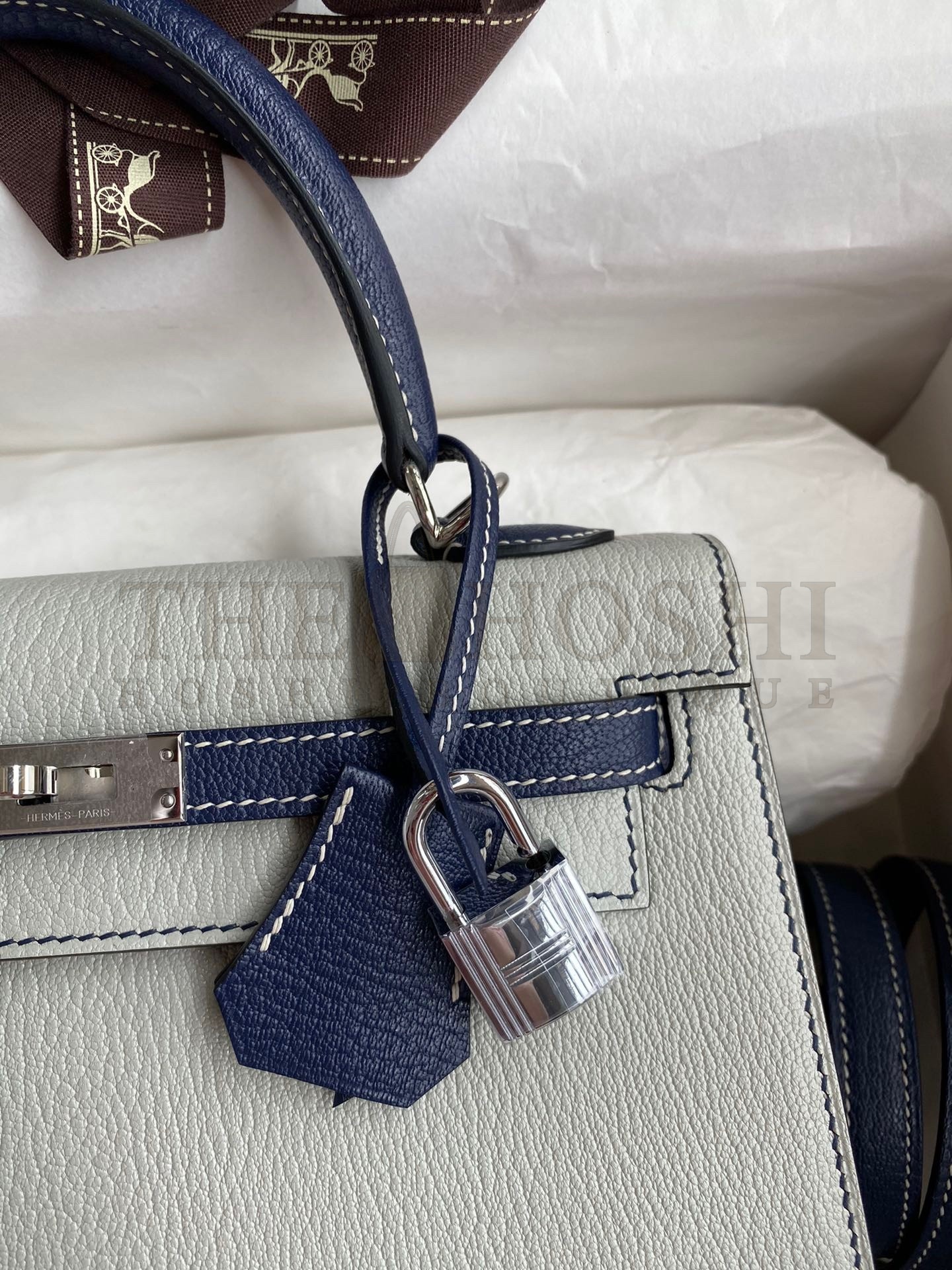 H**me5 Kelly Sellier 25 Bicolor Bag in Pearl Grey and Blue Mysore Goatskin Master Quality