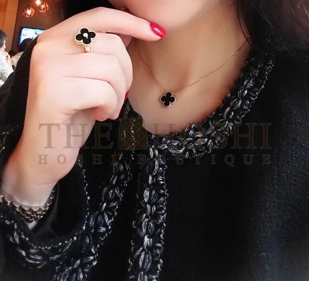 V*n Cl**f & Arpels Clover Ring with D1am0nds Replica, Vintage Alhambra ring, Three Colours Available Master Quality