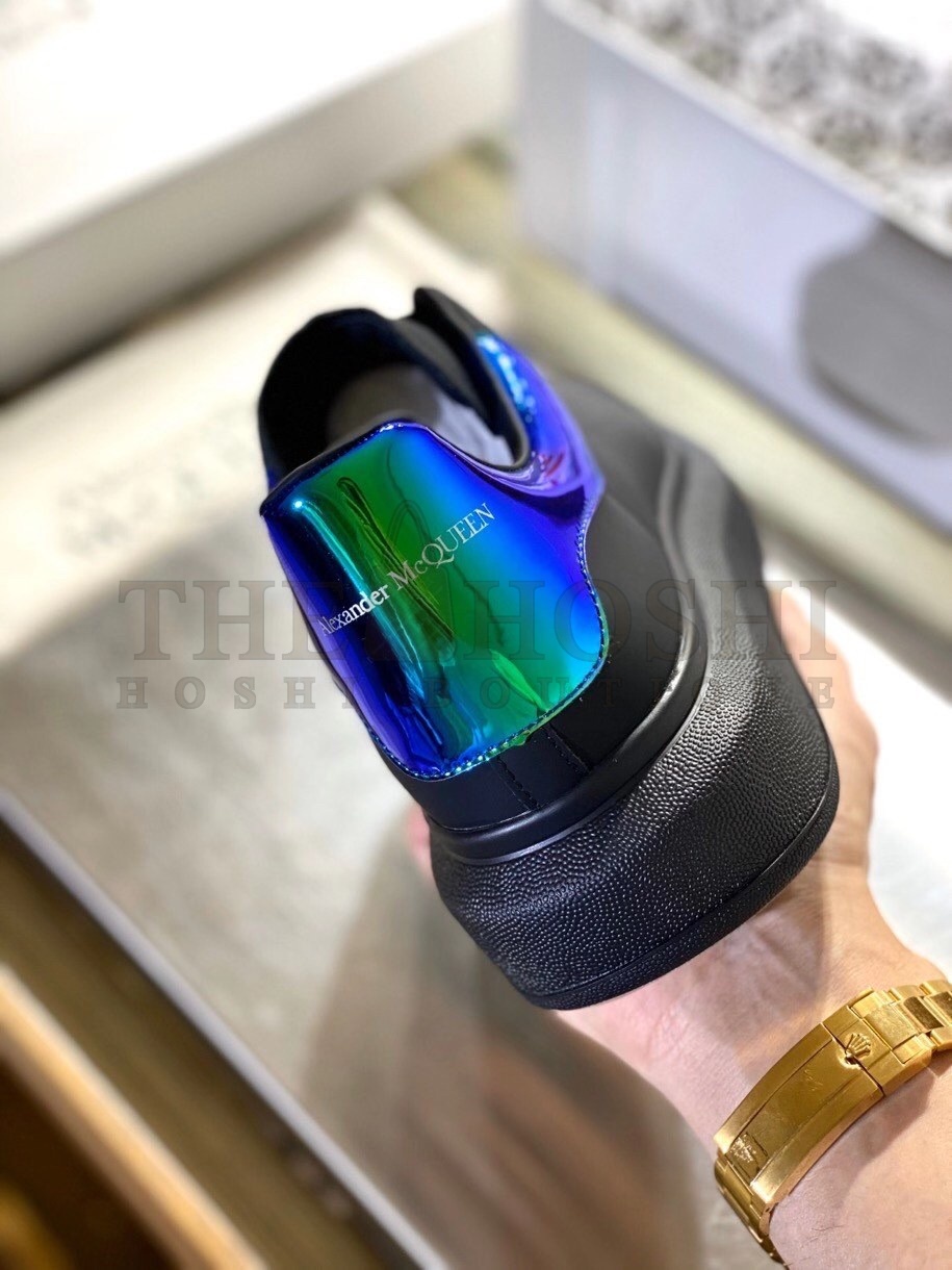 A1exa*der Mcqv*en Men