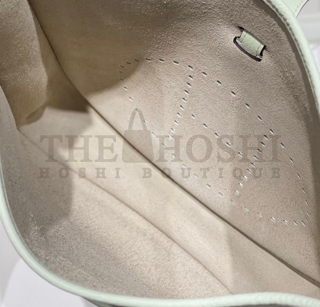 H**me5 Evelyne III 29 Bag in Vert Fizz Clemence Leather Master Quality