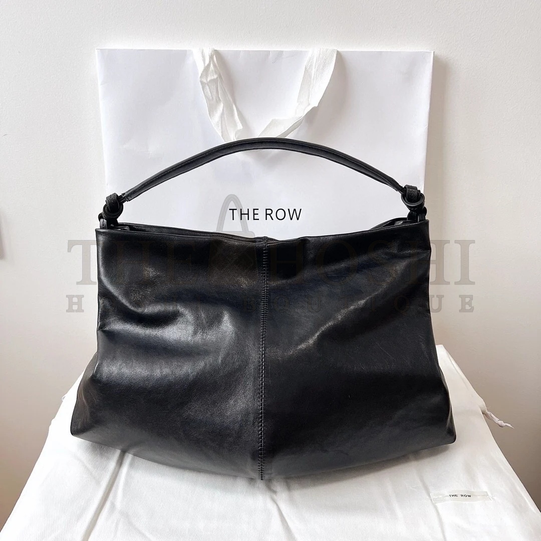 The R0w Samia Shoulder Bag in Black Leather Master Quality