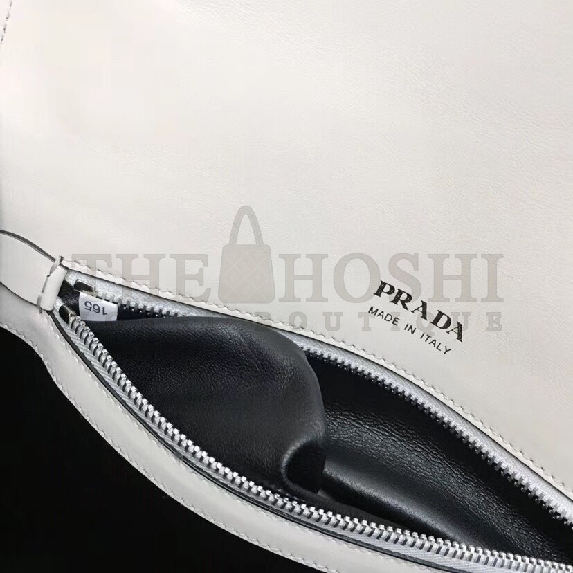 Pra*a Elektra Shoulder Bag In White Calfskin Master Quality