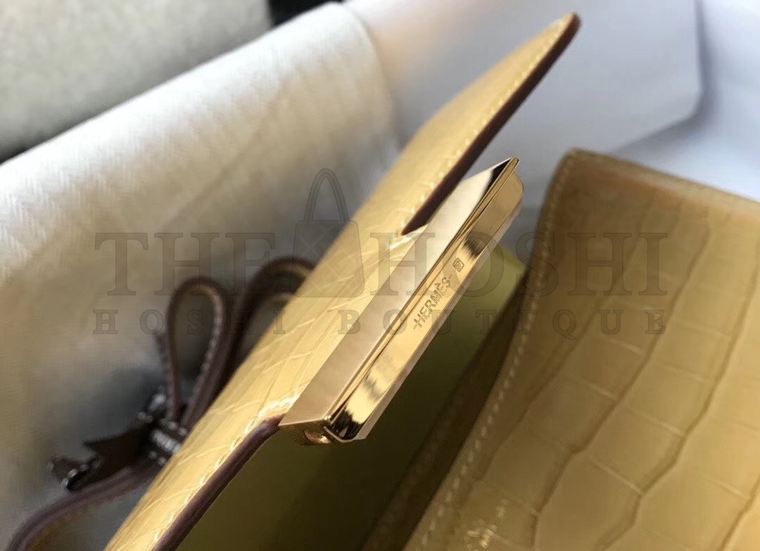 H**me5 Constance 18cm Bag In Jaune Poussin Embossed Crocodile Master Quality