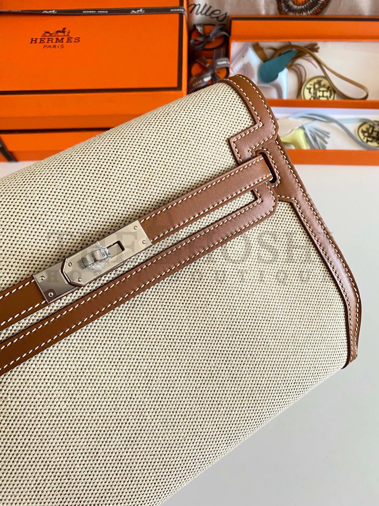 H**me5 Kelly Depeches 25 Pouch in Ecru Toile Master Quality