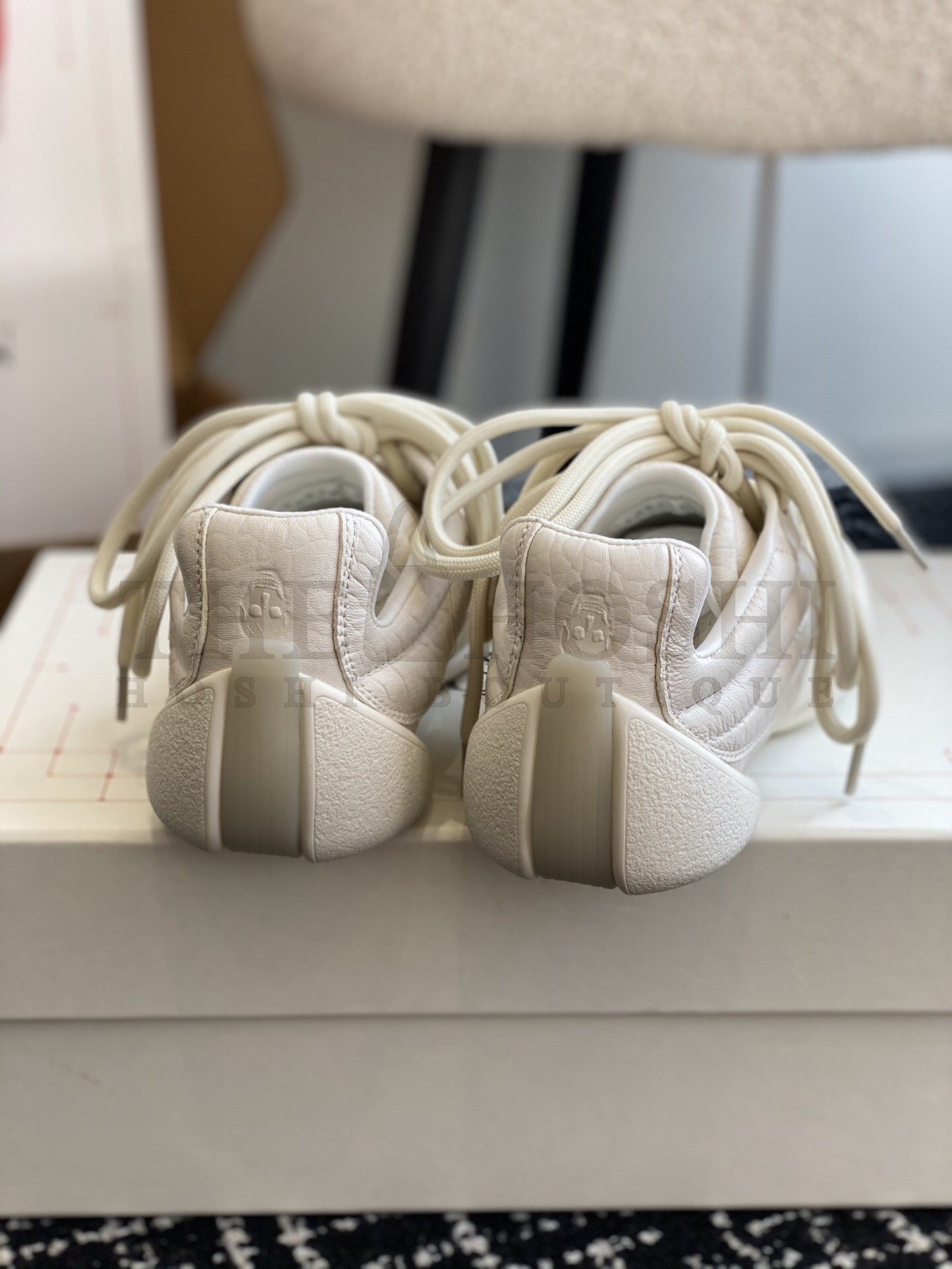 A1exa*der Mcqv*en Women